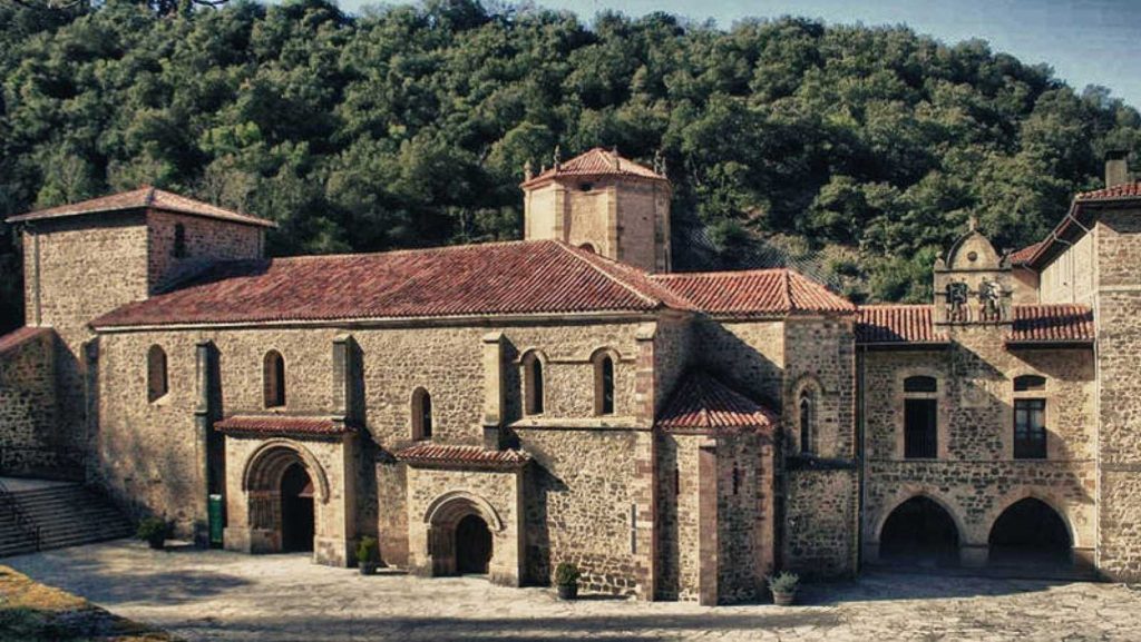 Monasterio de Santo Toribio de Liébana (Cantabria)