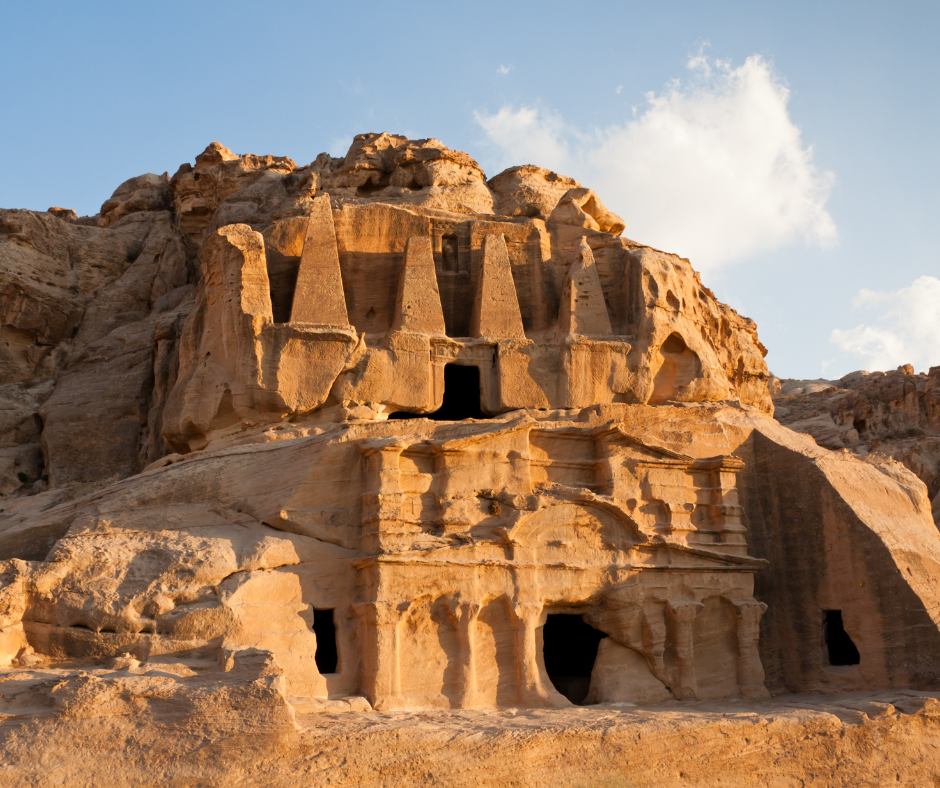 Tumba de los Obeliscos en Petra
